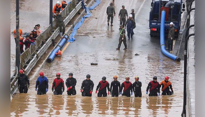 দক্ষিণ কোরিয়ায় বন্যায় নিহত বেড়ে ৩৯