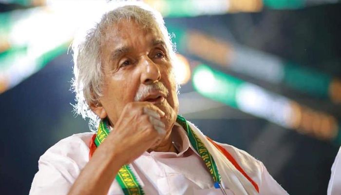কেরালার সাবেক মুখ্যমন্ত্রী ওমেন চান্ডি মারা গেছেন 
