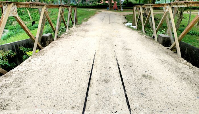 চা শিল্পাঞ্চলের ‘ট্রলি রোড’
