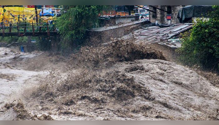 ভারতে বন্যায় নিহত বেড়ে ৪৪