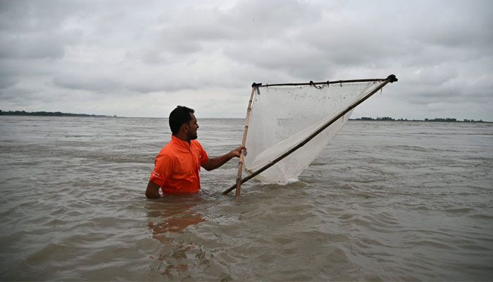 যমুনার পাড়ে