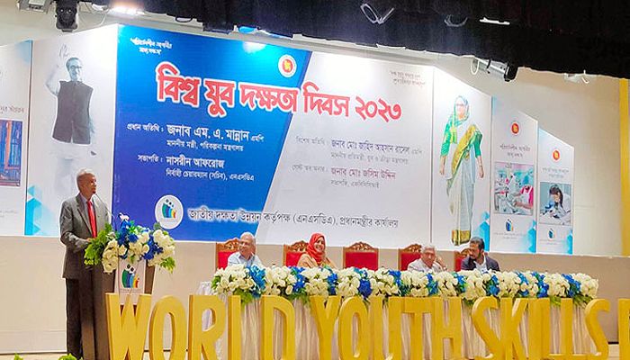 এই মুহূর্তে প্রধান কাজ উন্নয়ন : পরিকল্পনামন্ত্রী
