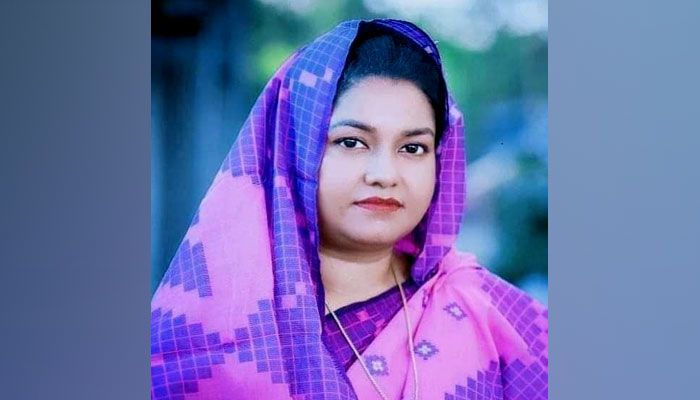 ভাঙতি করতে গিয়ে টাকা চুরি করল যুবলীগ নেত্রী