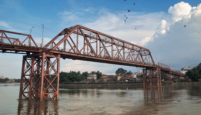 ক্বীন ব্রিজের সংস্কার শুরু, যান চলাচল বন্ধ থাকবে ২ মাস