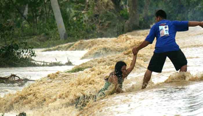 ভ্রমণে ফ্ল্যাশ ফ্লাড: করণীয় কী