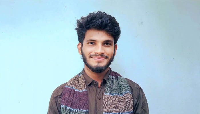 গান লিখে সুনাম কুড়াচ্ছেন তরুণ গীতিকার শাহারুল ইসলাম সুজন 