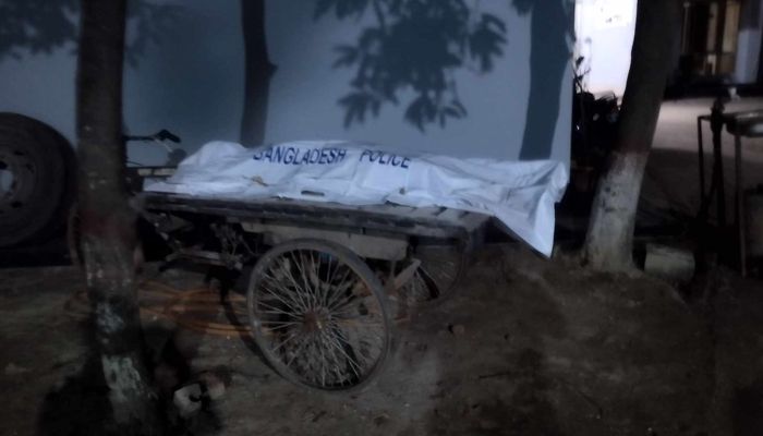 অজ্ঞাত গাড়ির ধাক্কায় মোটরসাইকেল আরোহী নিহত 
