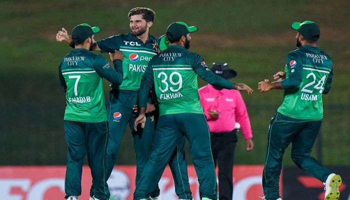 পাকিস্তানের পেস তাণ্ডবের সামনে ২০ ওভারও টিকল না আফগানরা