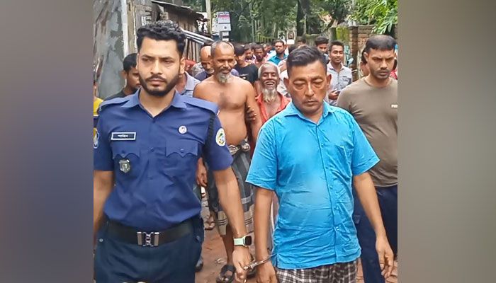 বাকেরগঞ্জে র‌্যাব পরিচয়ে চাঁদাবাজি, আটক ১