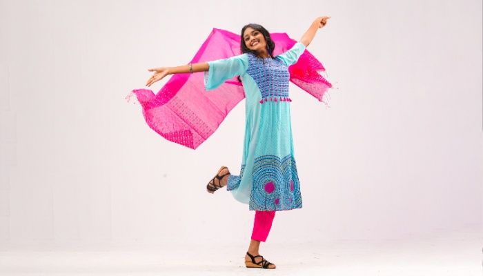 রঙ বাংলাদেশ মিলছে শরতের পোশাক
