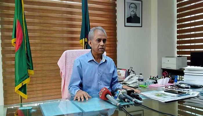 সকালে ব্যালট পেপার কেন্দ্রে পাঠানোর চিন্তা ইসির