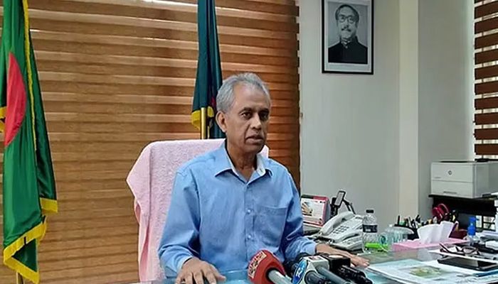 হুদা কমিশনের পেনশন প্রস্তাব যৌক্তিক নয় : ইসি আলমগীর
