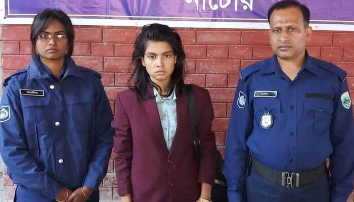 হেনস্থার অভিযোগে তাড়াশে ওসির বিরুদ্ধে নারীর মামলা