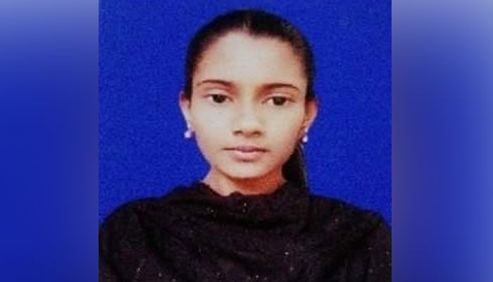 বন্যায় ভেসে গেল সারা মনির বিশ্ববিদ্যালয় স্বপ্ন