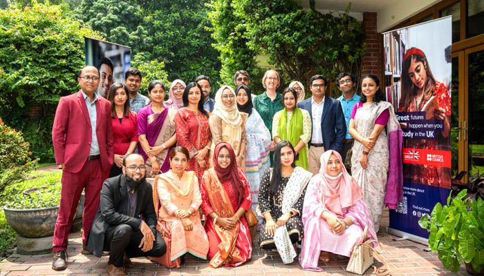 কমনওয়েলথ বৃত্তিপ্রাপ্তদের জন্য প্রি-ডিপারচার ব্রিফিং অনুষ্ঠিত