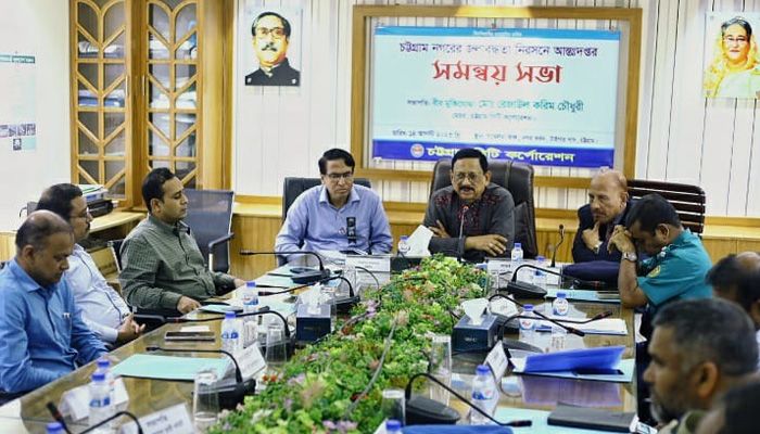 জলাবদ্ধতা নিরসনে দ্বন্দ্ব নয়, সমন্বয় চাই : চসিক মেয়র