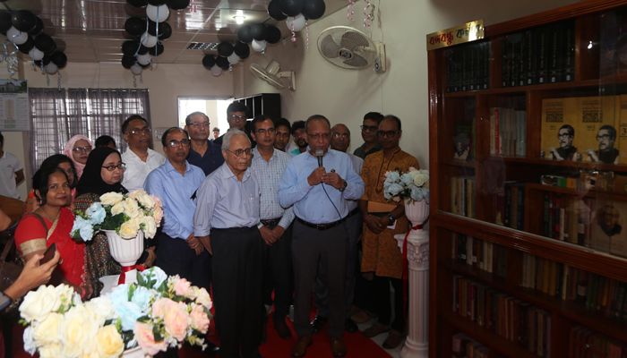 রাবির রাষ্ট্রবিজ্ঞান বিভাগে বঙ্গবন্ধু কর্নার উদ্বোধন