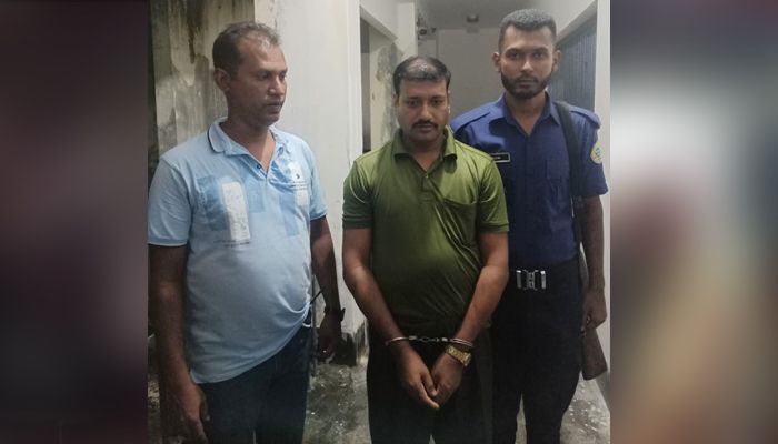 বাকেরগঞ্জে ৭ বছরের কারাদণ্ডপ্রাপ্ত আসামি গ্রেপ্তার