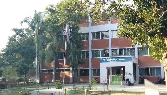 বান্দরবানে পাহাড় থেকে পড়ে ট্যুর অপারেটরের মৃত্যু, মরদেহ উদ্ধার 