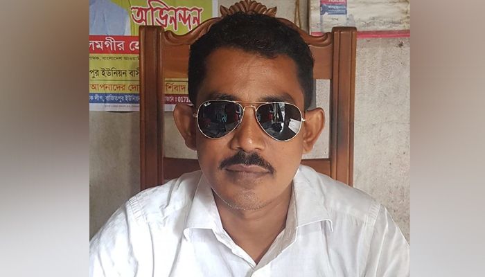 বাড়ির চারতলা থেকে পড়ে আওয়ামী লীগ নেতার মৃত্যু
