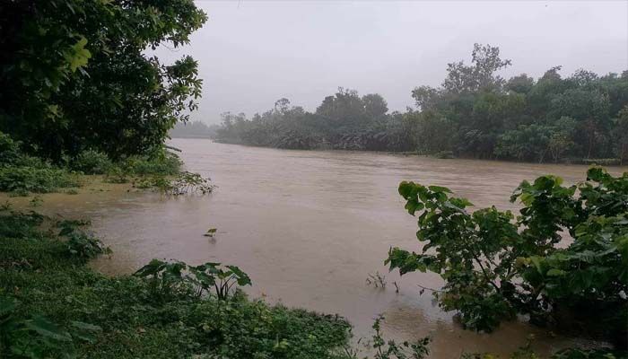 উজানের ঢলে শেরপুরে দুই নদীর পানি বিপৎসীমার ওপরে