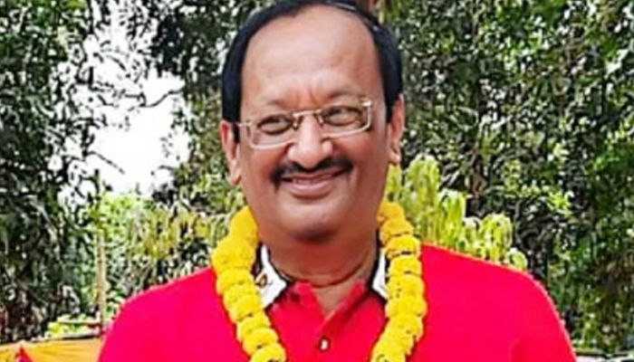 আইডিয়ালের সীমানায় যেতে পারবেন না মুশতাক : আদালত
