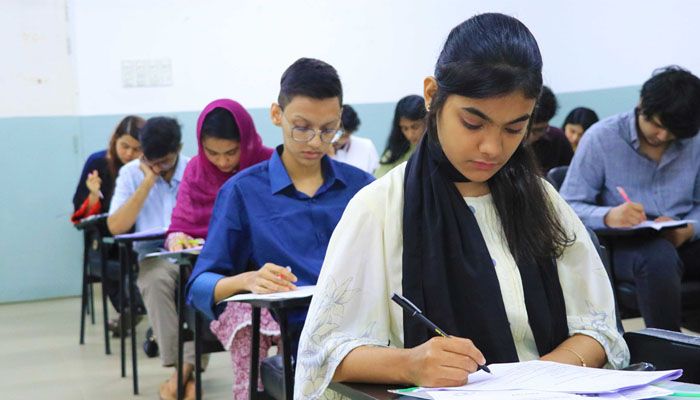 সিআইইউতে আনন্দমুখর ‘অ্যাডমিশন ডে’ অনুষ্ঠিত 