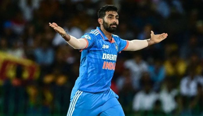 অল্প পুঁজিতেও লঙ্কানদের চাপে রাখছে ভারত