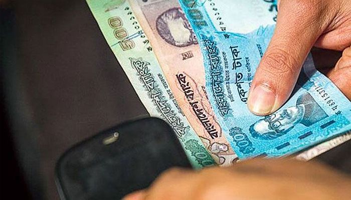মোবাইলে লেনদেন কমেছে  ৩৪ হাজার কোটি টাকা