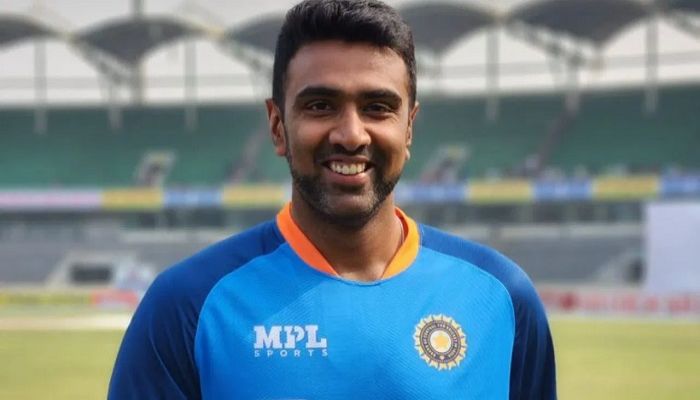 অক্ষরের চোটে কপাল খুলছে অশ্বিনের