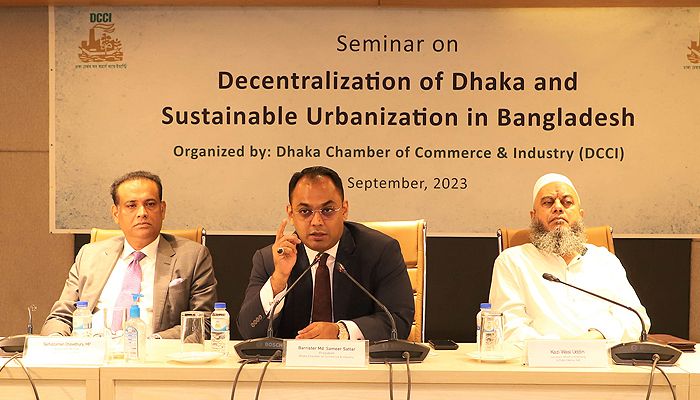 ঢাকার বিকেন্দ্রীকরণ এবং বাংলাদেশের টেকসই নগরায়ণ’ শীর্ষক এক সেমিনার। ছবি : সংগৃহীত