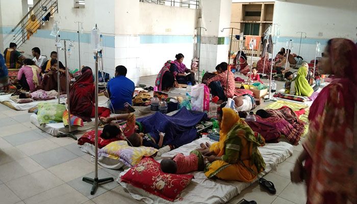 ডেঙ্গু ওয়ার্ডে ফাঁকা শয্যা, মুগদায় রোগীর চাপ কমল?