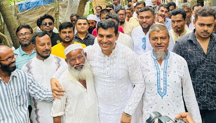 আওয়ামী লীগ নেতা জামাল মিয়ার ব্যাপক গণসংযোগ