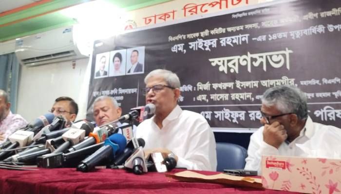 বাইডেনের সঙ্গে সেলফি গলায় ঝুলিয়ে রাখতে বললেন মির্জা ফখরুল