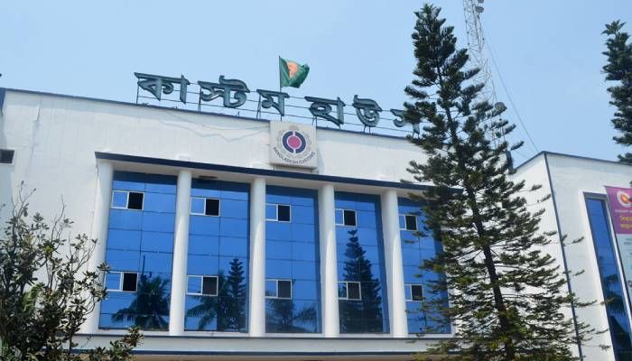ঢাকায় স্বর্ণ চুরির ঘটনায় ‘তৎপর’ চট্টগ্রাম কাস্টমস