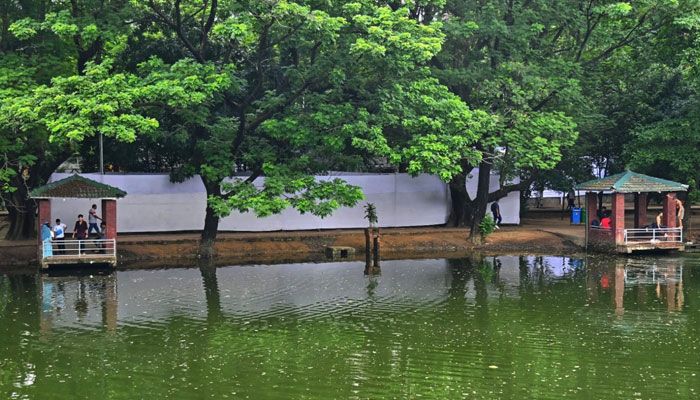 ফরাসি প্রেসিডেন্টকে বরণ করতে প্রস্তুত ধানমন্ডি লেক