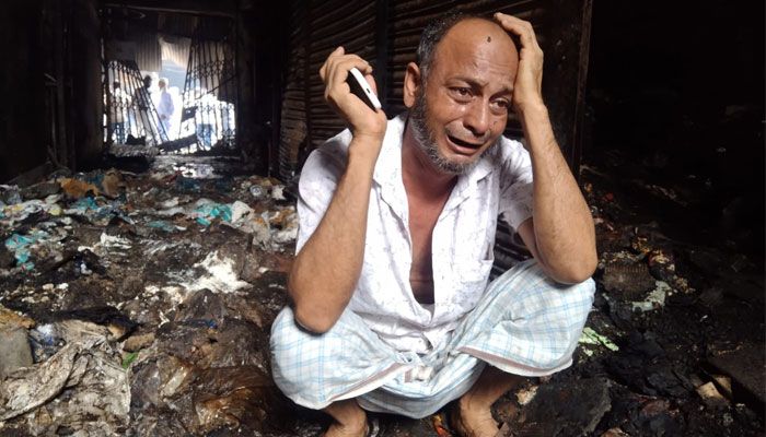 ‘এখন আমি পথের ভিখারি, কীভাবে ঋণ শোধ করব’