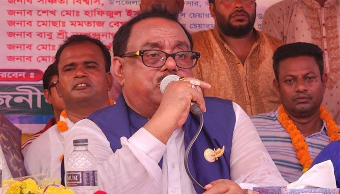 অসাম্প্রদায়িক চেতনা ধরে রাখতে হবে : খাদ্যমন্ত্রী 