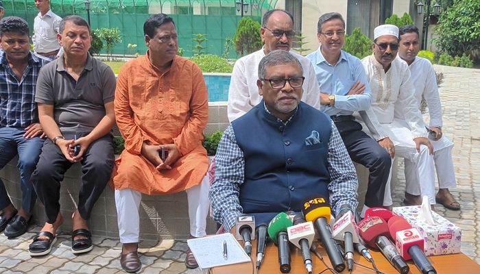 বিশ্ব স্বাস্থ্য সংস্থার অনুমতি পেলে ডেঙ্গুর টিকা ব্যবহার করা হবে : স্বাস্থ্যমন্ত্রী