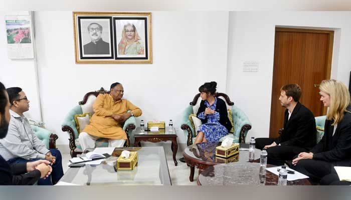 বাণিজ্যমন্ত্রীর সঙ্গে তিন দেশের রাষ্ট্রদূতের সাক্ষাৎ