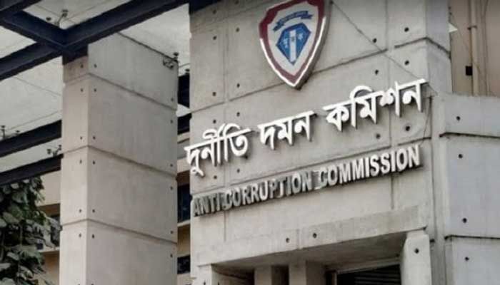 বেসিক ব্যাংকের সাবেক চেয়ারম্যান বাচ্চুসহ ৬ জনের বিরুদ্ধে মামলা
