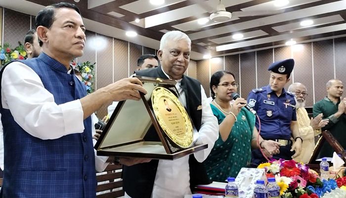 বিএনপির হুংকার-সন্ত্রাস মানুষ পছন্দ করে না : স্বরাষ্ট্রমন্ত্রী