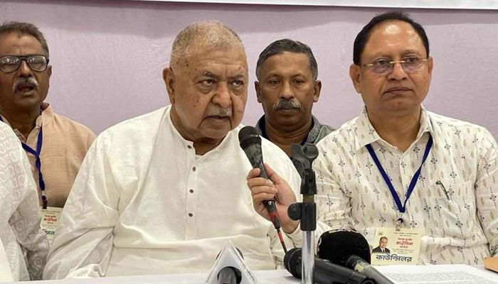 গণফোরাম থেকে অব্যাহতি নিলেন ড. কামাল হোসেন