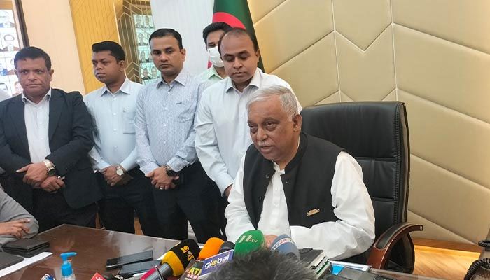 বিএনপির বর্বর হামলা গাজার সেই ঘটনাই মনে করিয়ে দেয় : স্বরাষ্ট্রমন্ত্রী