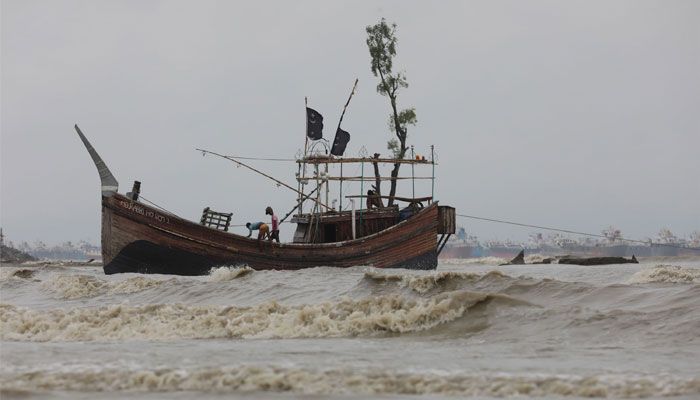 স্থল নিম্নচাপে পরিণত হয়েছে ঘূর্ণিঝড় হামুন