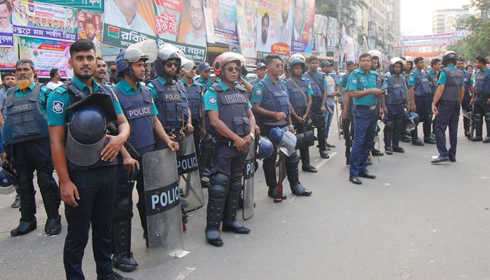  উৎকণ্ঠায় রাজধানীবাসী, কী হবে কাল