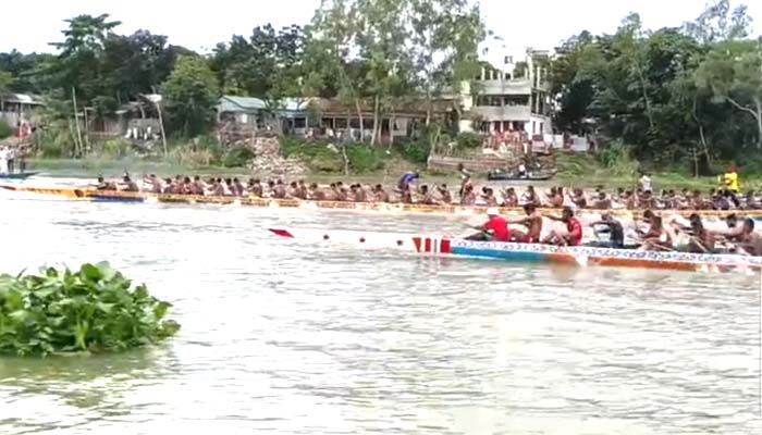কচুরিপানার দোহাই দিয়ে নৌকাবাইচের ফাইনাল স্থগিত