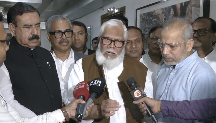 পোশাক খাতে অস্থিতিশীলকারীদের বিরুদ্ধে কঠোর ব্যবস্থা নেওয়া হবে : সালমান এফ রহমান 