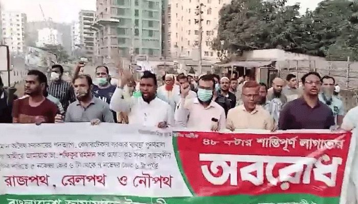 সরকার গণআন্দোলনে দিশাহারা : মাহফুজুর রহমান