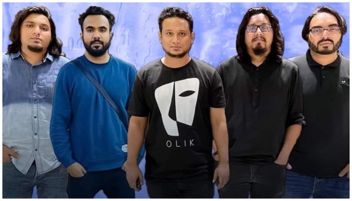 ১৫ বছরে ব্যান্ড অ্যাশেজ